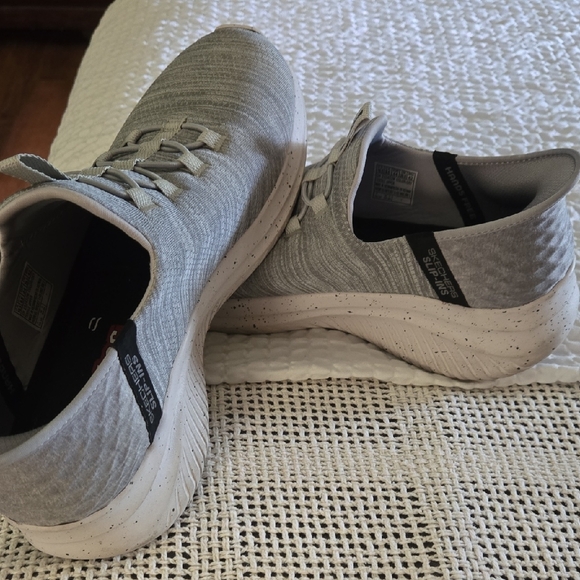 Skechers Men's Gray Slip-In Shoes - Picture 3 of 7